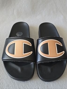 Champion Black Slide Sandals with Beige Logo Womens 6 Beach Vacation Comfort